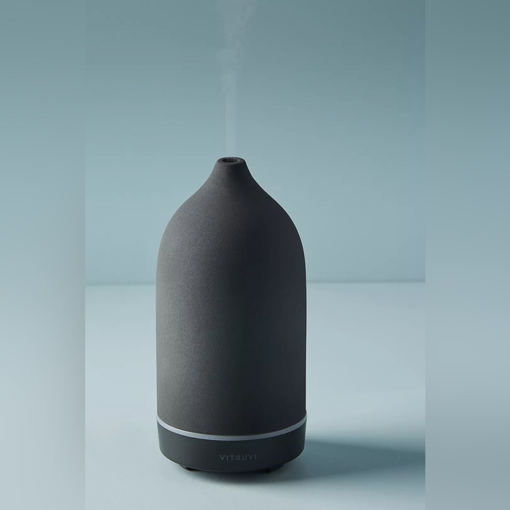 Vitruvi Black Stone Essential Oil Diffuser